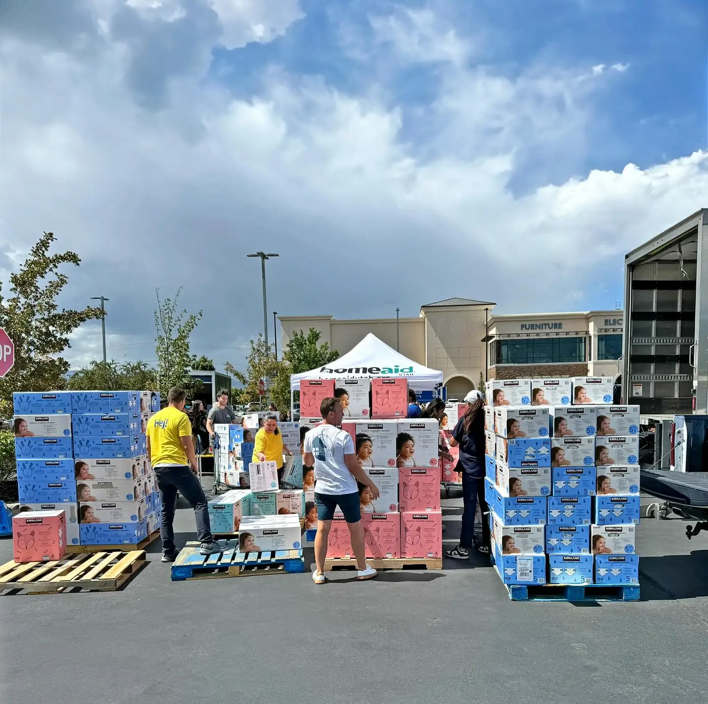 Jeff Adams Design Group team giving back